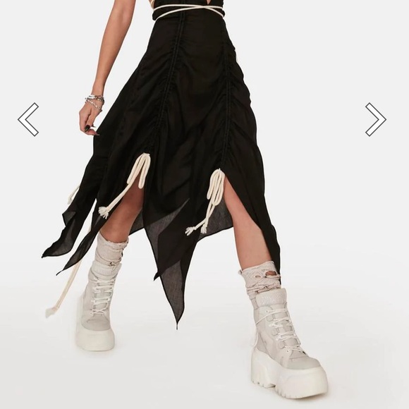 Distortion Rope Lace-Up Midi Dress - Picture 4 of 5